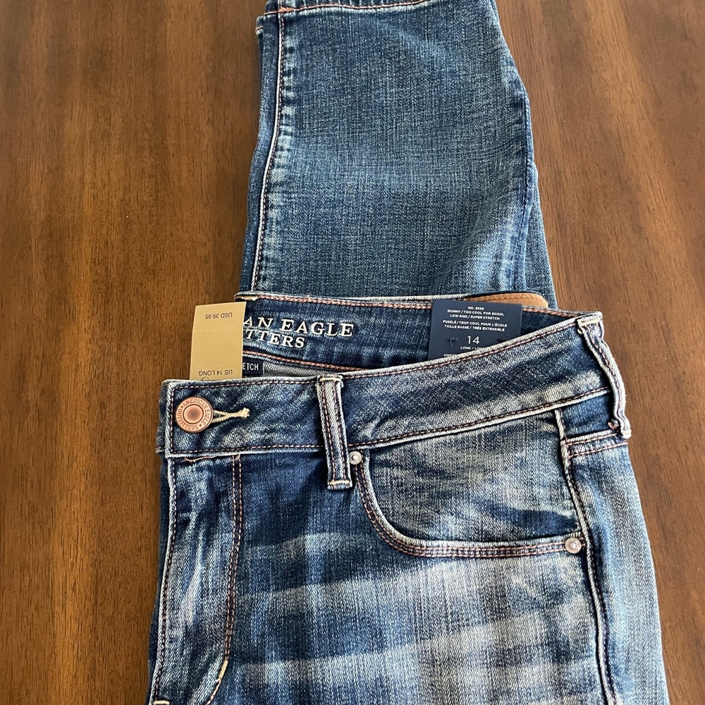 AE low rise skinny jeans